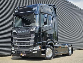 660S V8 / FULL AIR / RETARDER / PARKING COOLER / NEW!